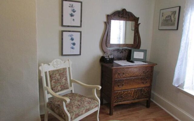 Willow House Inn B&B