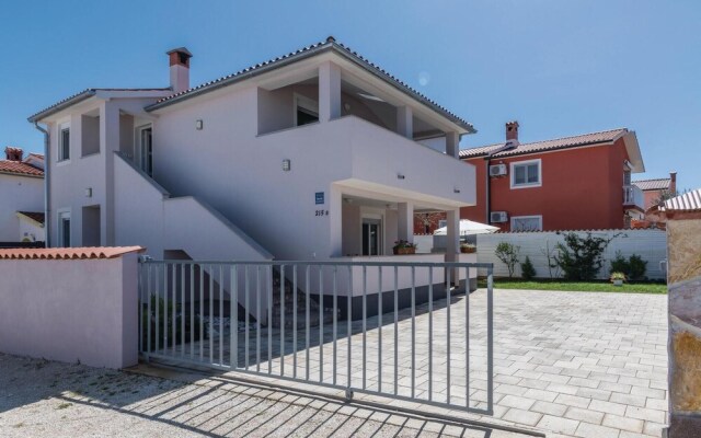 Awesome Home in Barbariga With Wifi and 2 Bedrooms