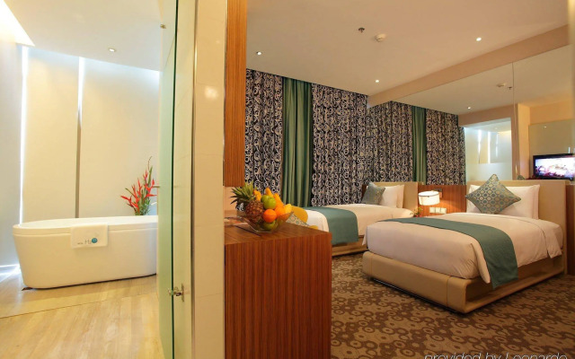 Hotel H2O