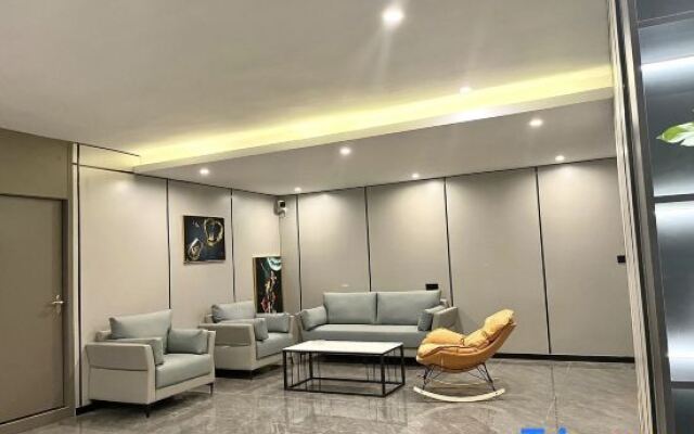 You Holiday Ri Apartment