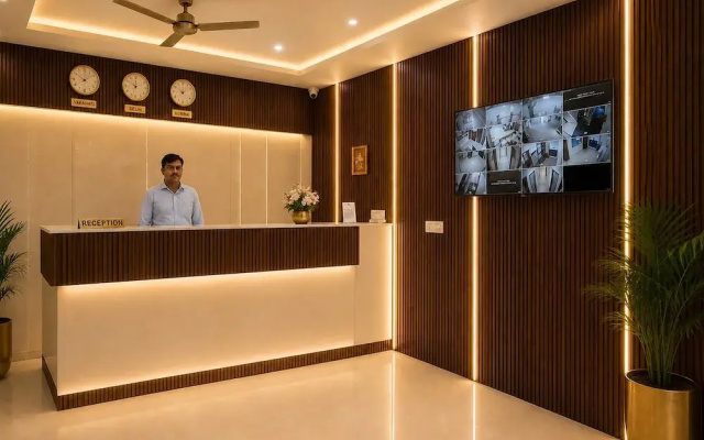 Hotel Hari Kripa Dham Near Prem Mandir Vrindavan