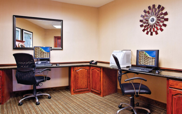 Holiday Inn Express Dallas Medical-Market Center by IHG