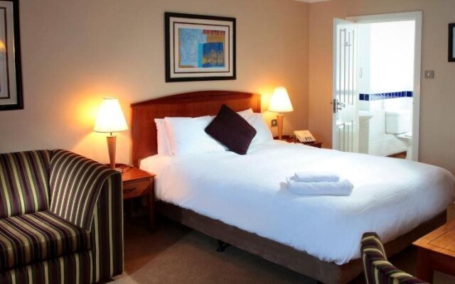 Roman Way Hotel