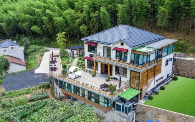 Mantu Anji's Secret Mountain Luxury House