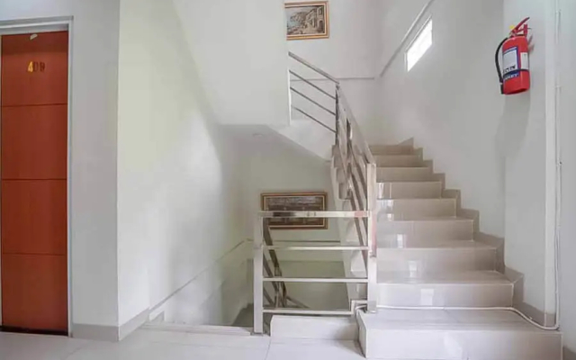 Reddoorz Plus near Palembang Airport 3 - Hotel in Palembang - Photo 3