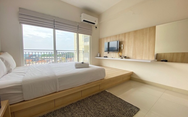 Spacious And Modern Studio Room At Galeri Ciumbuleuit 3 Near Unpar – Guest Rooms – Bandung