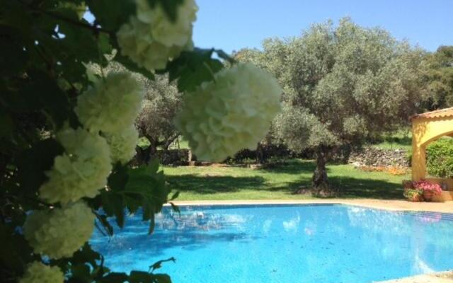 Apartamentos Rurales La Macera ****