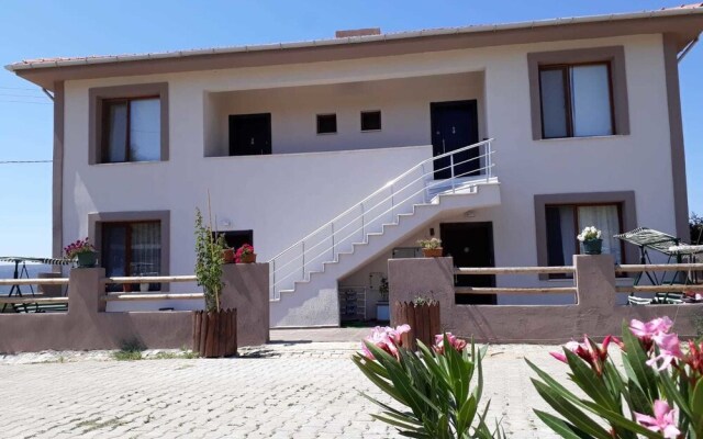 Ege Ruzgari Konukevi