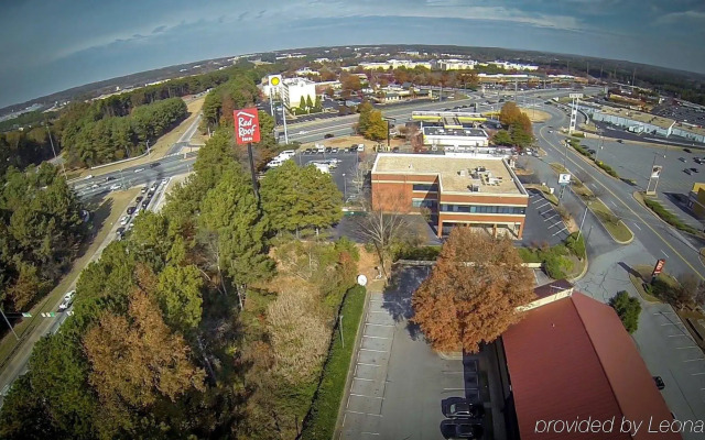 Clarion Pointe Kennesaw Town Center