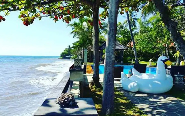The Ning Beach & Villa
