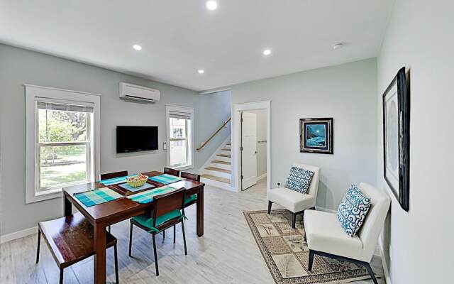 1123bece 2 Bedroom Apts
