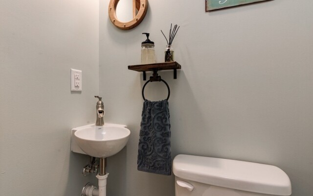 Spy Rock - 3 Br Cabin