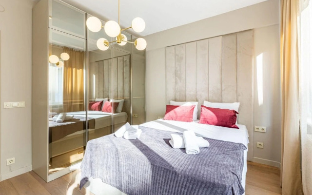 Central Apartment With Bosphorus View in Cihangir