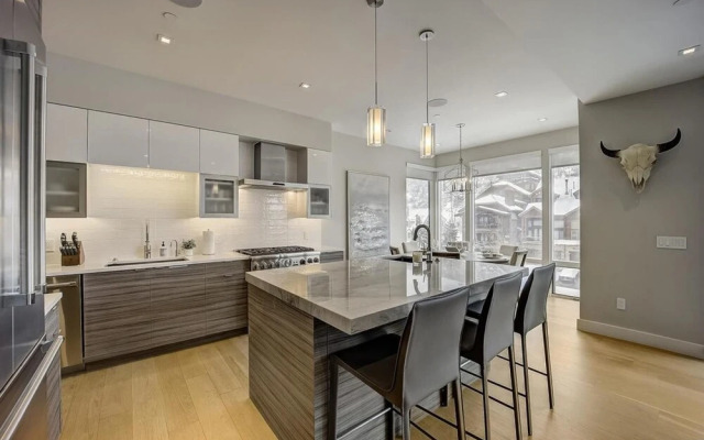 Coopers Collection 17 - Main Street Retreat