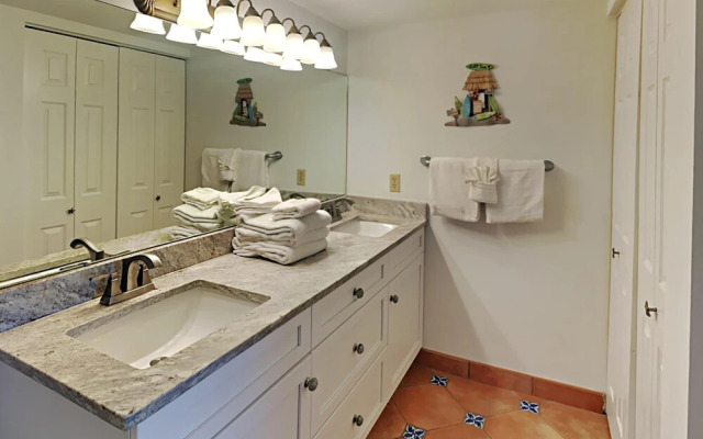 Emerald Towers by Southern Vacation Rentals