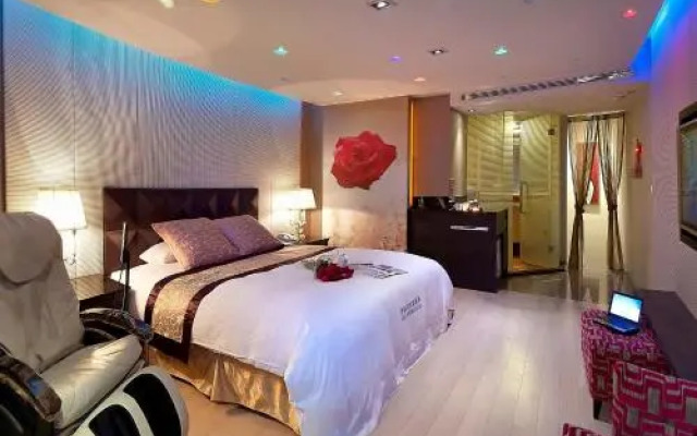 Zhi Baishan Motel