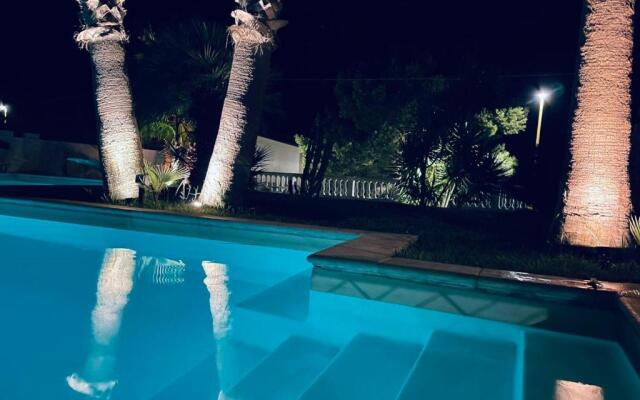 Manca Residence