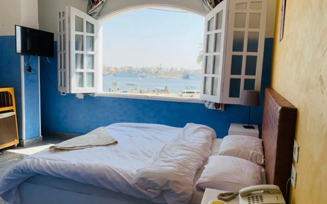 Nile Valley Hotel & Restaurant