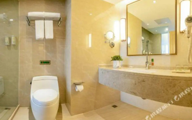 Vienna Hotel Guangdong Foshan Sanshui Forest Park