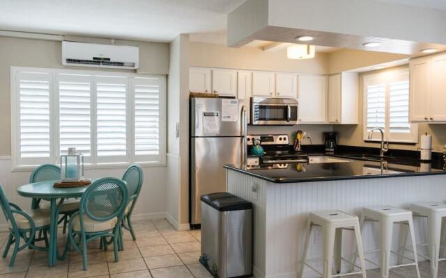 AM Beach Place Unit 3