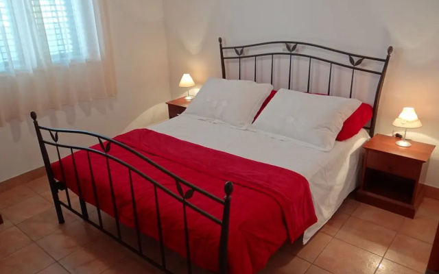 Stunning sea View Apartment With Swimming Pool and Jacuzzi a6