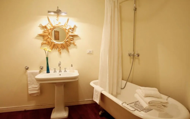 Sleep in Italy - SpanishSteps Apartments