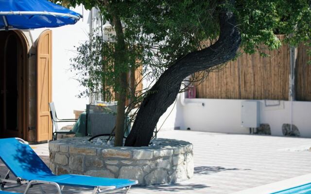 Silver Gem Villa With Private Pool