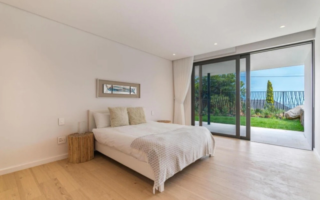 Casa Linea Villa in Camps Bay