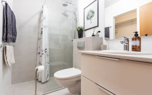Apartment H62