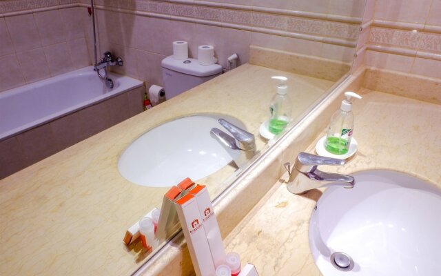 Premium Location Ambasador 2 Apartment