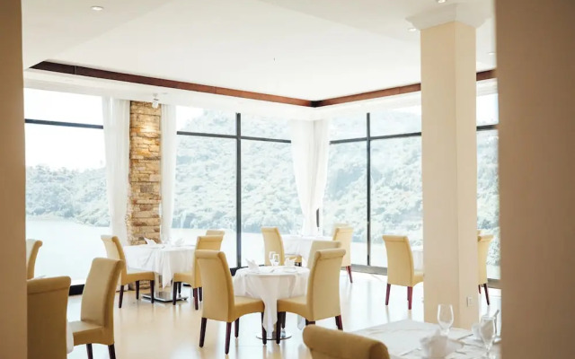 Lake Bishoftu Resort