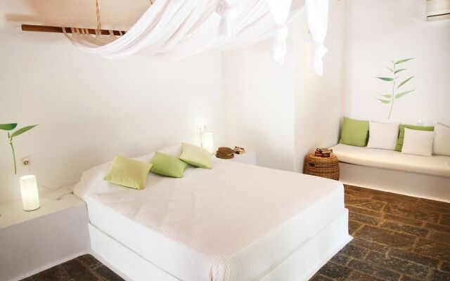 Skiathos Holidays Suites & Villas