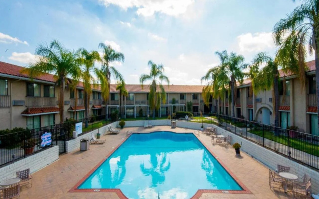 Motel 6 Anaheim Hills
