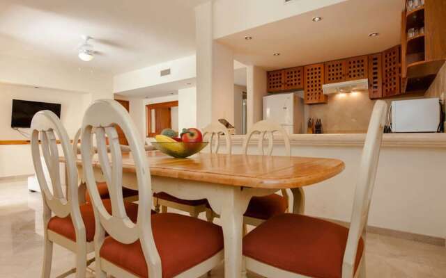 Arena 2Br Condo By Rmh