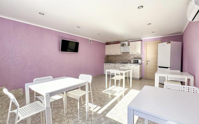 Ника (Кабардинка)