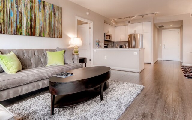 Global Luxury Suites at Hidden Creek