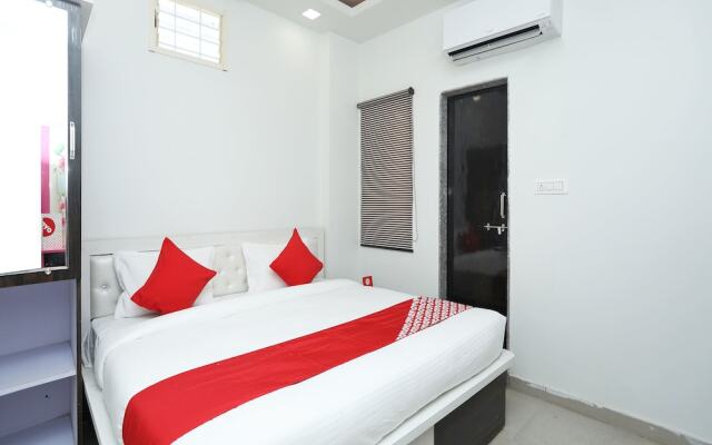 OYO 13822 Kolar Hotel