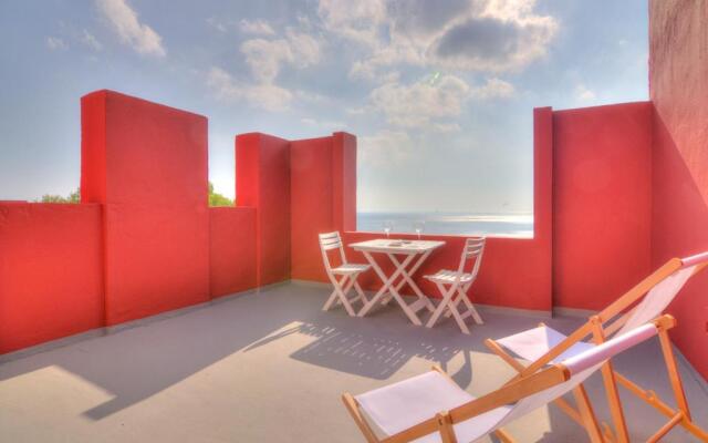 Studio in the Red Wall building by Ricardo Bofill - MURALLA ROJA