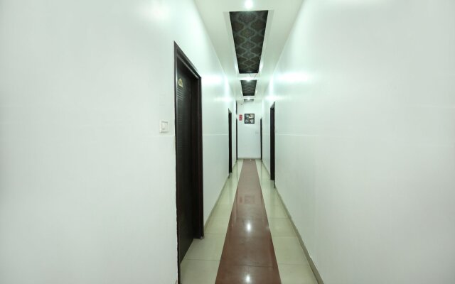 Hotel Aaditya Majha Continental by OYO Rooms