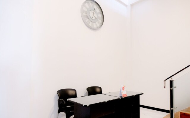 Harmoni Merak Homestay by OYO Rooms
