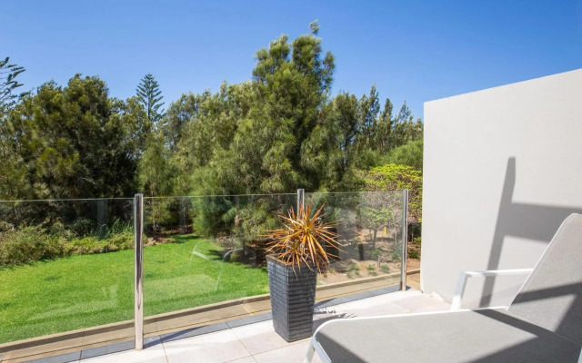 Thalassa I Pet Friendly I 2 Mins Walk to Beach