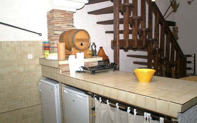 Charming Holiday Home in Draguignan with Swimming Pool