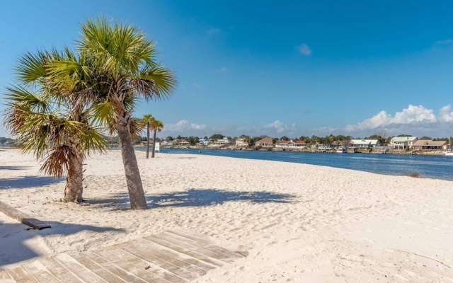 Banana Bay Townhome #6041