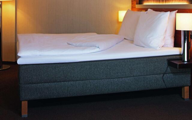 Mövenpick Hotel Geneva