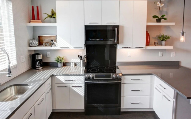 2 Bedroom, Domain Way