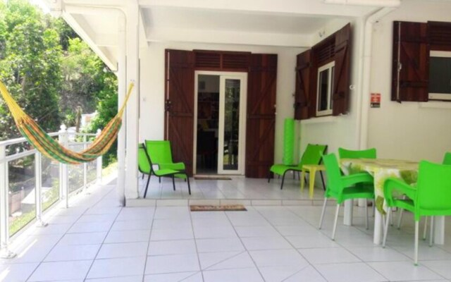 House with 2 Bedrooms in Le Gosier, with Furnished Garden And Wifi - 3 Km From the Beach