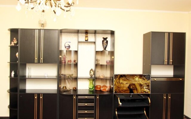 Улучшенные апартаменты «Apartlux Наметкина Suite» — фото