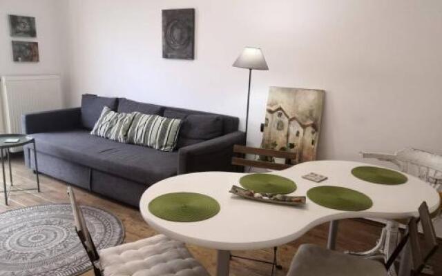 City Square Apartment