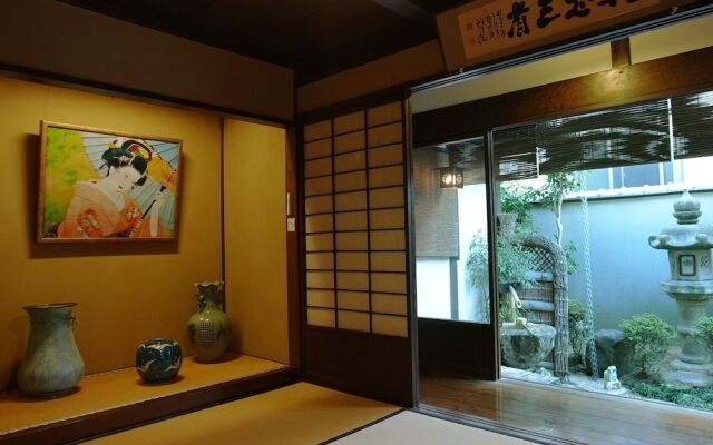 KAMIYASHIKI Private Hotel Self Check-in