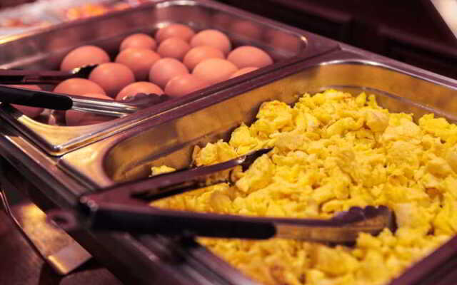 Hotel Falcon Plaza Centre